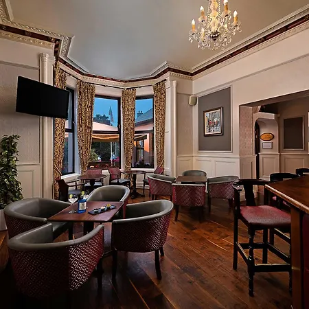 Hotell Conference And Leisure Centre Galway 4*