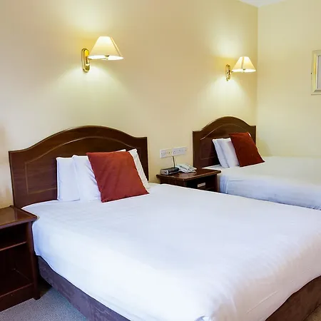 Hotel Conference And Leisure Centre Galway 4*