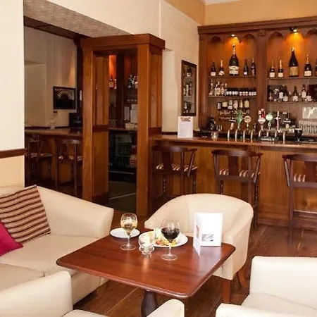 Conference And Leisure Centre Galway Hotel 4*