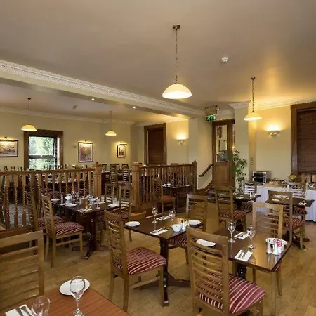 Conference And Leisure Centre Galway 4*