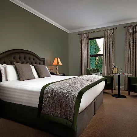 Conference And Leisure Centre Galway 4*