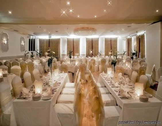 Hotell Conference And Leisure Centre Galway